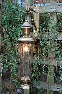 Colonial Garden Lantern